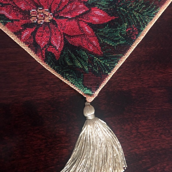 Violet Linen Christmas Tapestry Table Runner - Picture 4 of 6